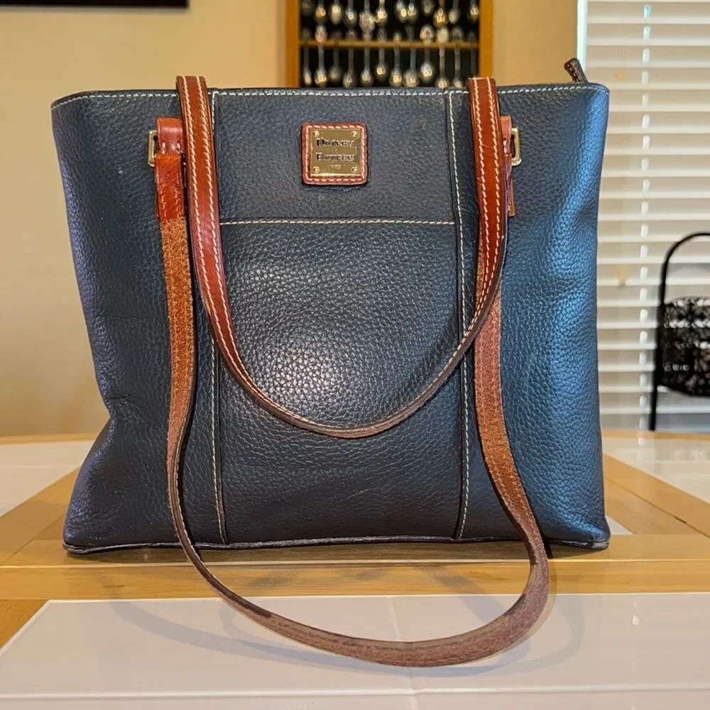 Vintage Dooneyโand Bourke Pebbled Lexington Leather ToteโBag